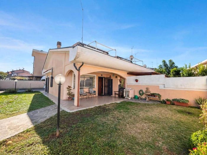 Casa trilocale in vendita in via del parco, Tor San Lorenzo Nuova California, Ardea