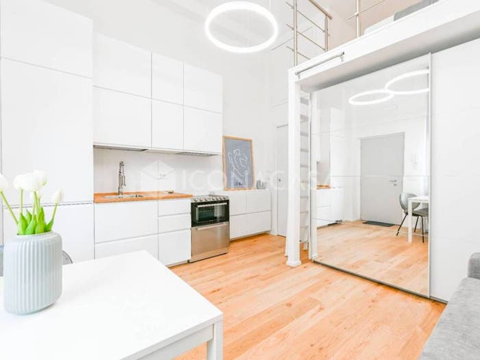 Appartamento bilocale in vendita in Via Venosa, Lodi Brenta, Milano