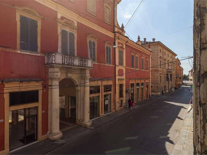 Appartamento con 5 locali in vendita in Centro Storico, Modena