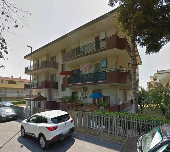 Casa quadrilocale in vendita in Via Lago di Garda, Santa Teresa, Spoltore