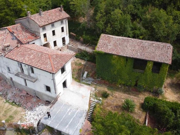 Casa con 6 locali in vendita in Via Ca' Bazzini, Colombarone, Canneto Pavese