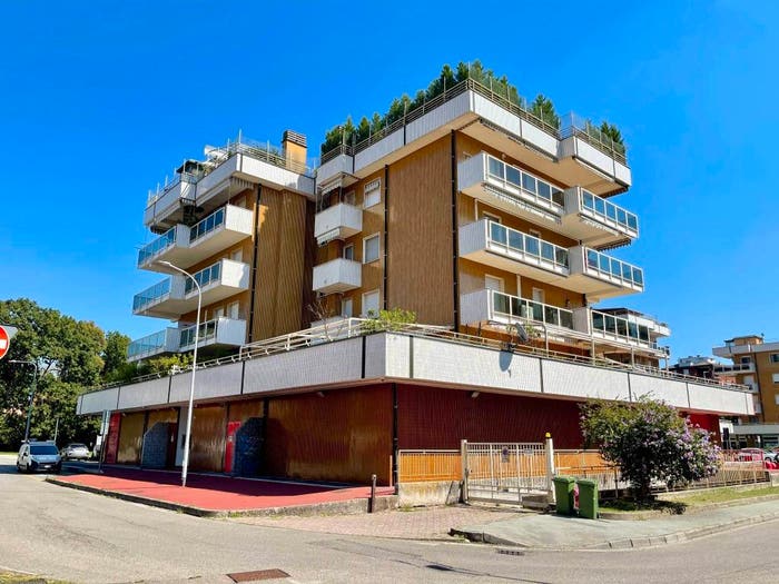 Casa quadrilocale in vendita in Via Giovanni Amendola, Centro, Cornaredo