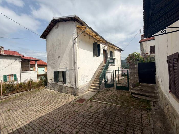 Casa con 5 locali in vendita in Via delle Ortensie, Centro, Montaldo di Mondovì