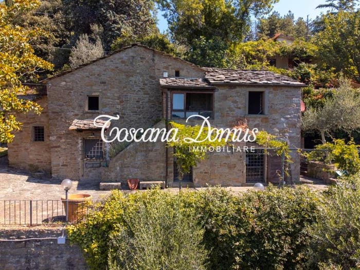 Casa con 6 locali in vendita in Centro, Cortona