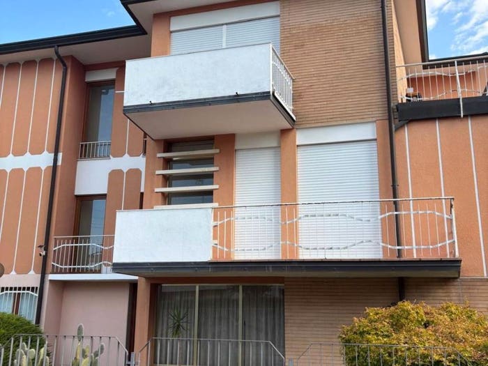 Casa con 6 locali in vendita in Via Montericco, Brusegana Aeroporto, Padova