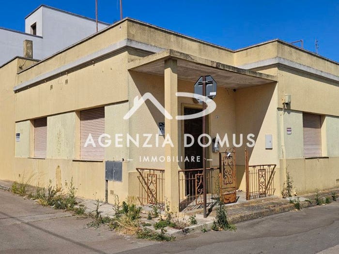 Casa trilocale in vendita in via La Marmora, Centro, Racale