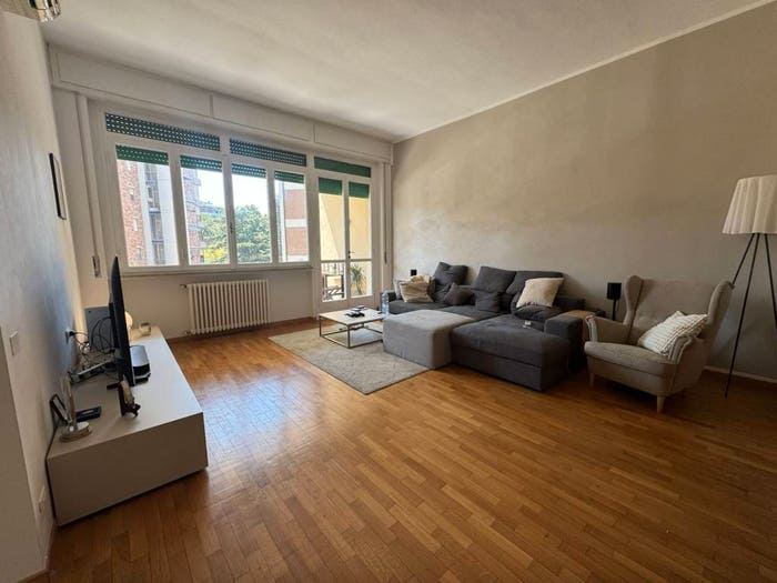 Appartamento quadrilocale in vendita in Via Calzabigi, Calzabigi, Livorno