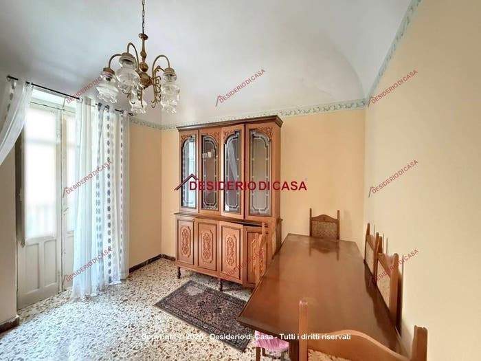Casa trilocale in vendita in Via Stradale, Pettineo
