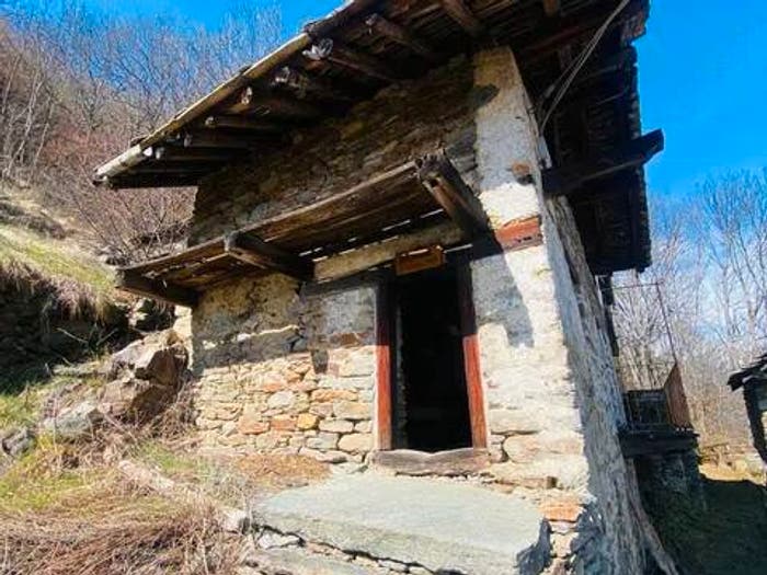 Casa bilocale in vendita in Località Rounginè No Number, Fontainemore