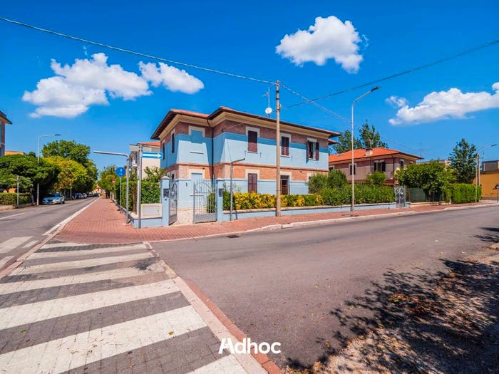 Appartamento trilocale in vendita in Via Donato Bramante, Sassonia, Fano