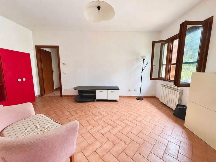 Appartamento trilocale in vendita in Centro, Peccioli