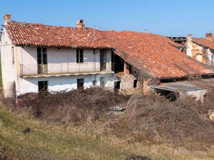 Casa quadrilocale in vendita in FRAZIONE SAN GIOVANNI, Cherasco