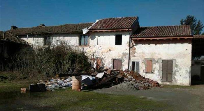 Casa con 6 locali in vendita in Breme