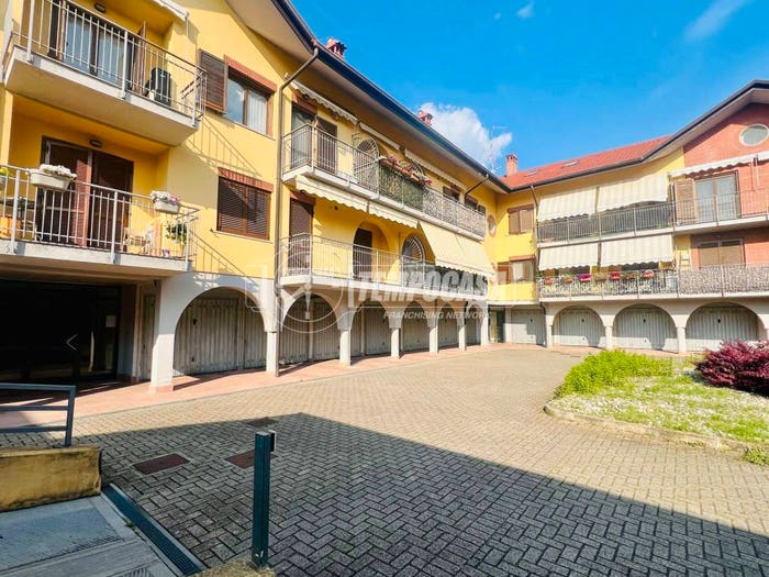 Appartamento quadrilocale in vendita in Centro, Lonate Pozzolo