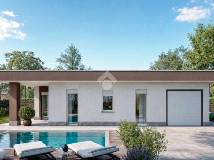 Casa con 5 locali in vendita in Piazza A Locatelli, Centro, Caravaggio