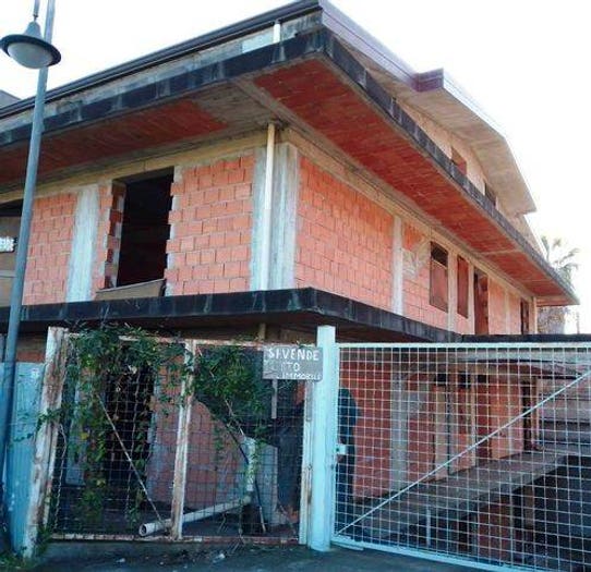 Casa con 6 locali in vendita in Via Sonnino, Pozzillo Stazzo Santa Tecla, Acireale