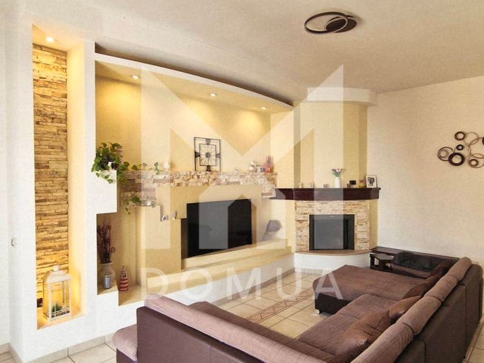 Appartamento con 5 locali in vendita in Via Guglielmo Marconi, Centro, Matino
