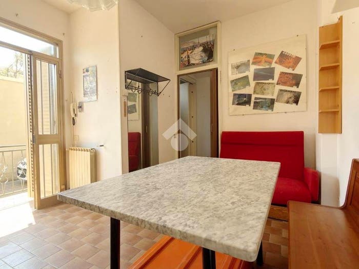 Appartamento bilocale in vendita in Viale Galileo Galilei, Marina di Carrara, Carrara