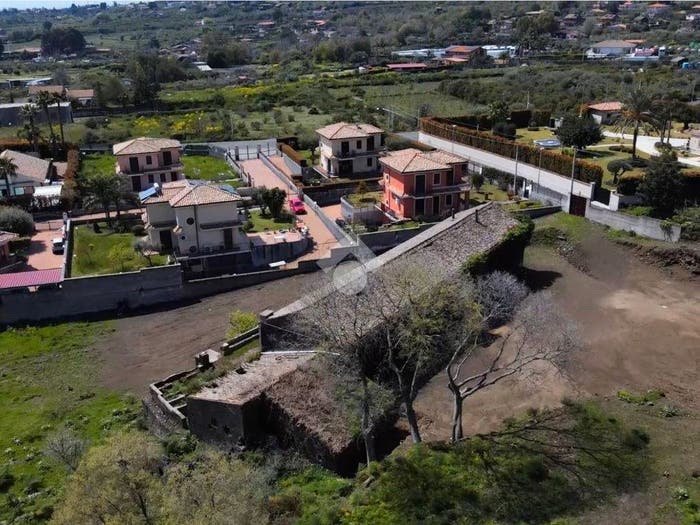Casa con 6 locali in vendita in Via Alfio muscolino, Aci Sant'Antonio