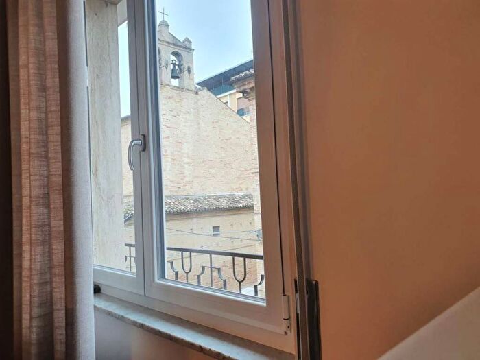 Appartamento quadrilocale in vendita in Porto San Giorgio
