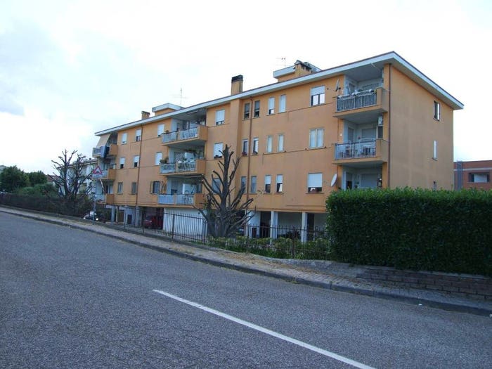 Appartamento trilocale in vendita in Via Alcide De Gasperi, Centro, Nepi