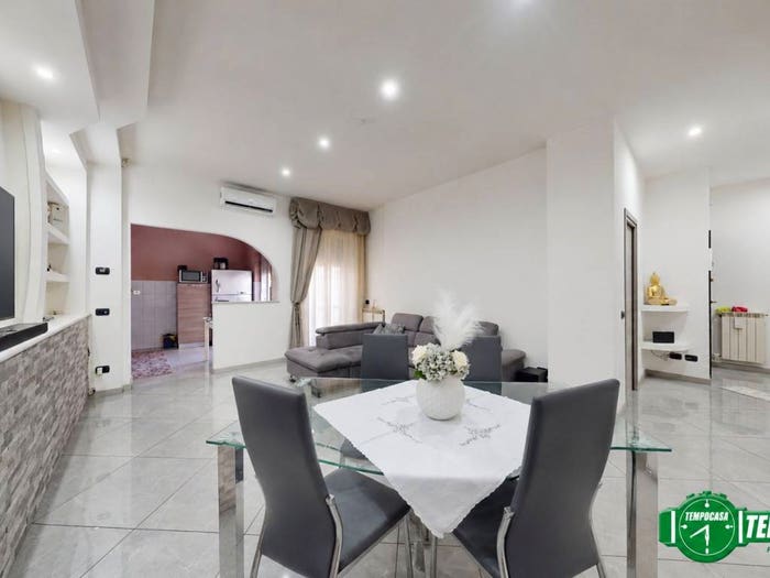 Appartamento quadrilocale in vendita in Porto Maurizio, Imperia