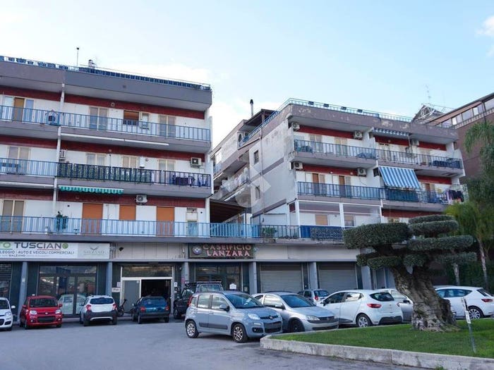 Appartamento quadrilocale in vendita in ss Strada Statale tirrena inferiore, Centro, Battipaglia