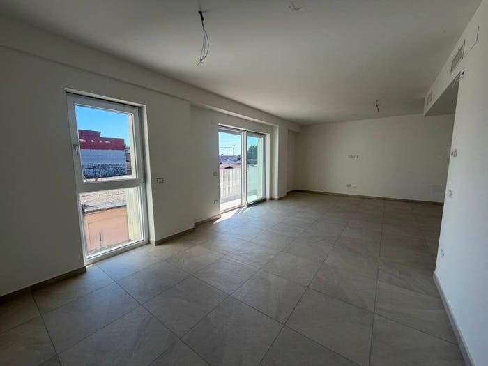 Appartamento trilocale in vendita in Via San Lorenzo, Aversa