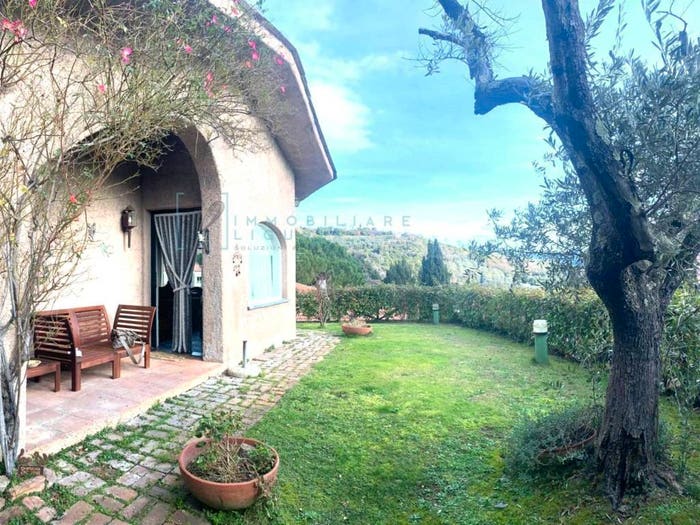 Casa quadrilocale in vendita in Via della Croce, Centro, Casanova Lerrone