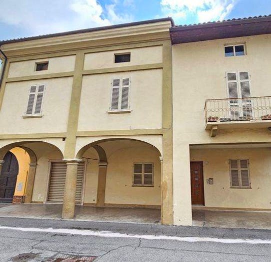 Casa con 6 locali in vendita in Via Mario Bavoso, Centro, Morano sul Po