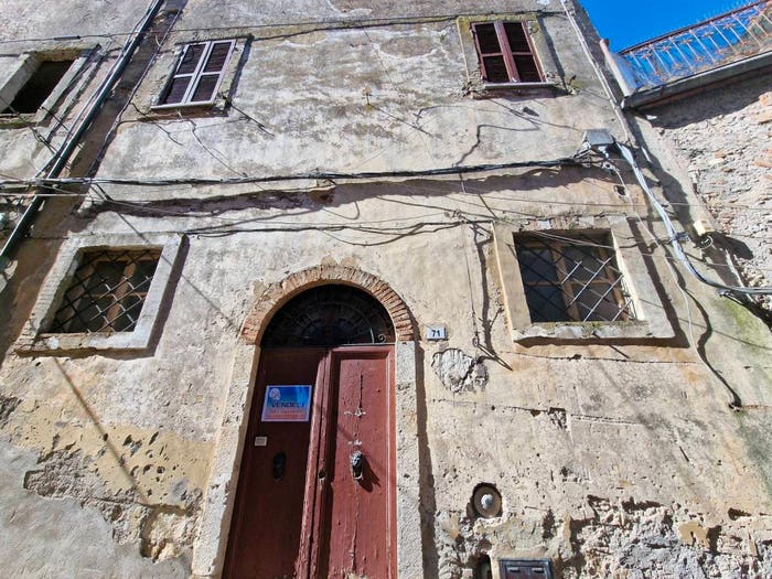 Casa trilocale in vendita in Via Duca degli Abruzzi, Lugnano in Teverina