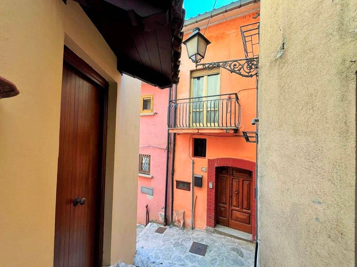 Casa trilocale in vendita in Vico Forno, Mercogliano