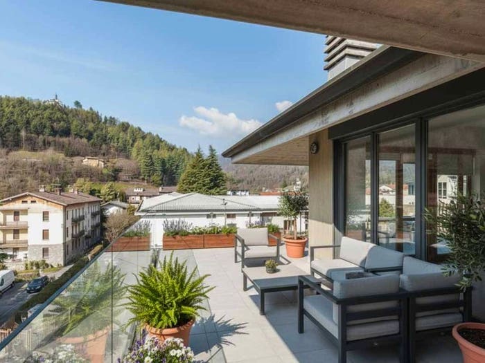 Casa con 6 locali in vendita in Via Sant'Alessandro, Centro, Clusone