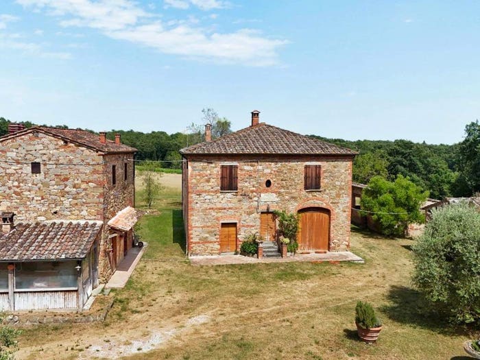 Casa con 6 locali in vendita in Strada Provinciale Procacci, Lucignano