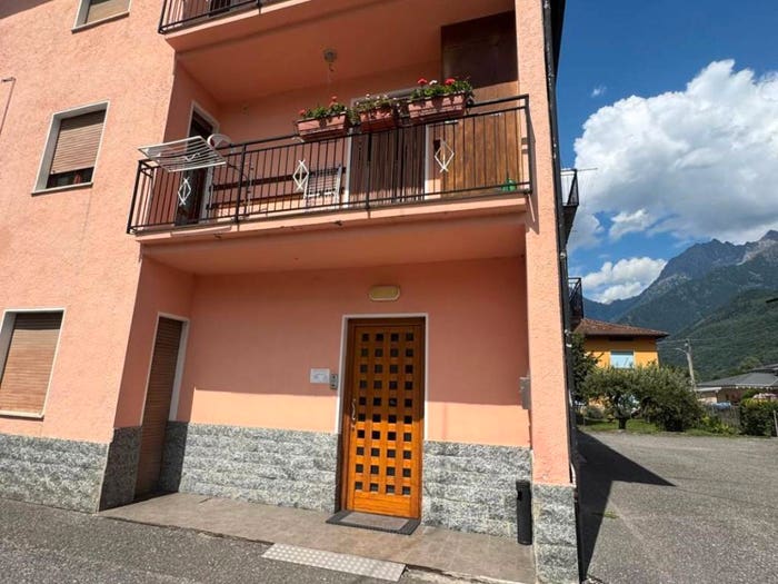 Appartamento trilocale in vendita in Miravalle, Malonno