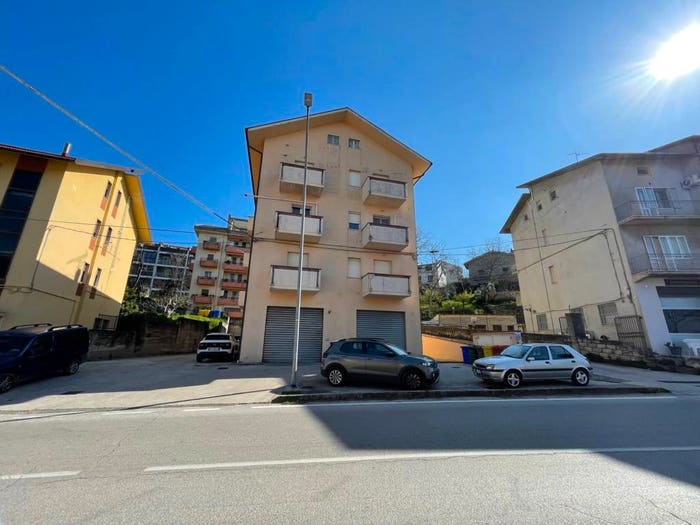 Appartamento quadrilocale in vendita in Via Cavalieri di Vittorio Veneto, Centro, Atessa