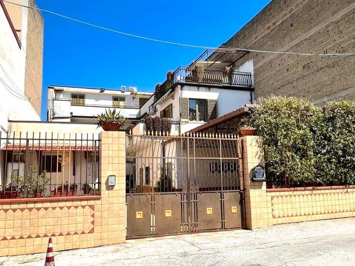 Appartamento bilocale in vendita in Via Ficucella, Centro, Maddaloni