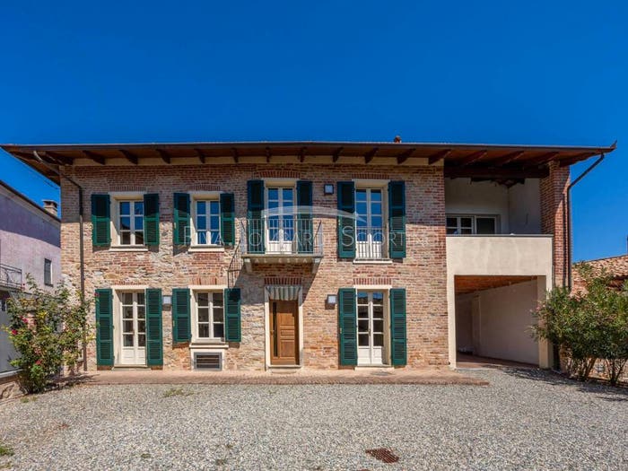 Casa con 6 locali in vendita in Via Roma, Zanco, Villadeati