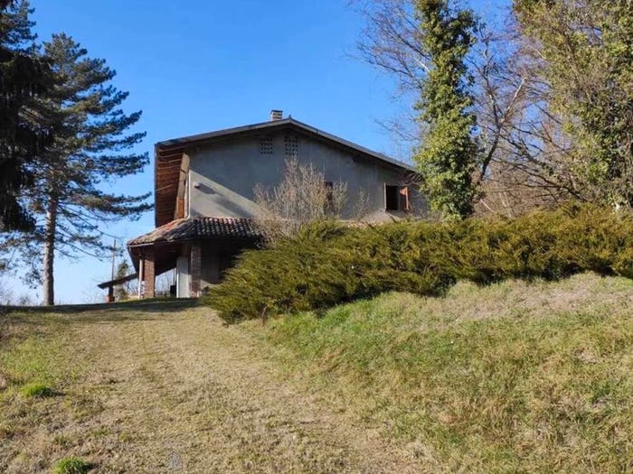Casa con 6 locali in vendita in Strada Vallescura, Grazzano Badoglio