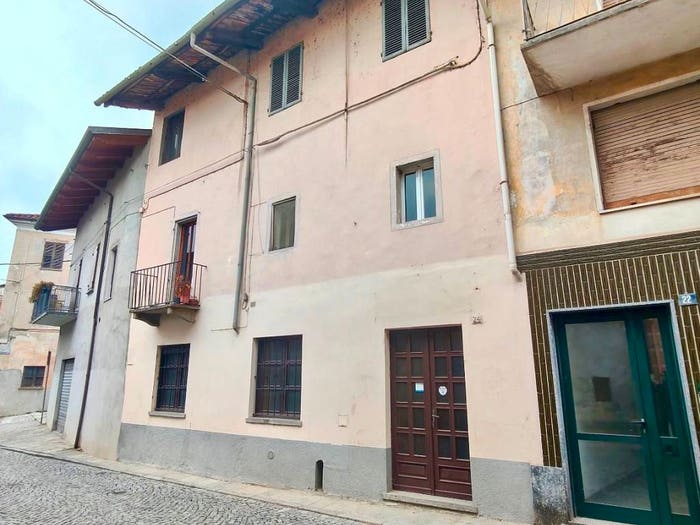 Appartamento bilocale in vendita in Via Roma, Candia Canavese