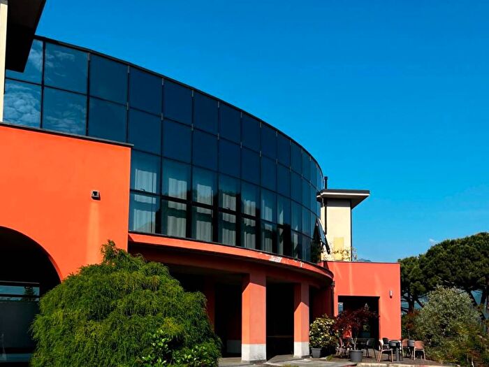 Casa monolocale in vendita in Via Nazionale Nord, Colico Piano, Colico