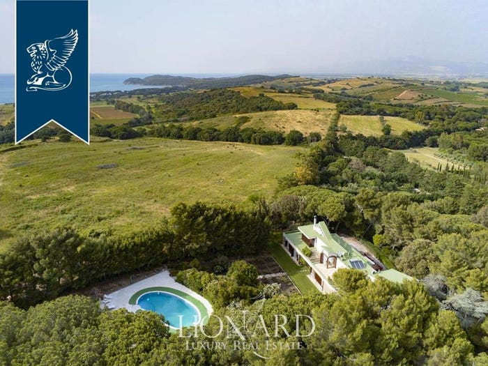 Casa con 6 locali in vendita in Piombino