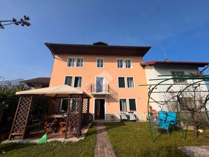 Casa quadrilocale in vendita in Via Sant'anna, Foen, Feltre