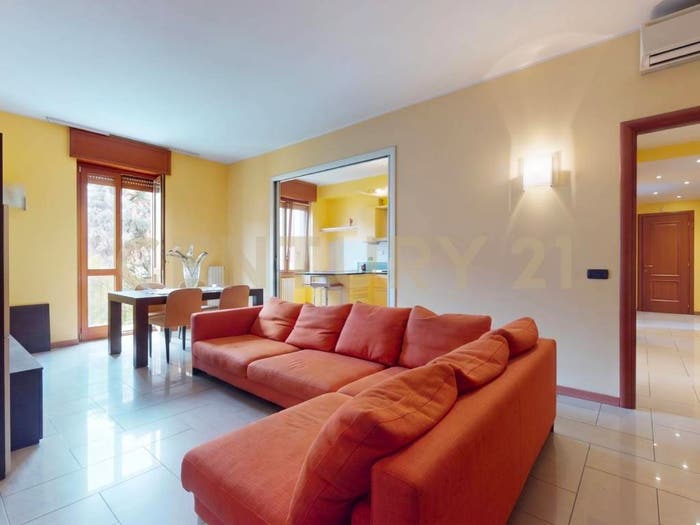 Appartamento quadrilocale in vendita in Via Sebastiano del Piombo, Monte Rosa Lotto, Milano