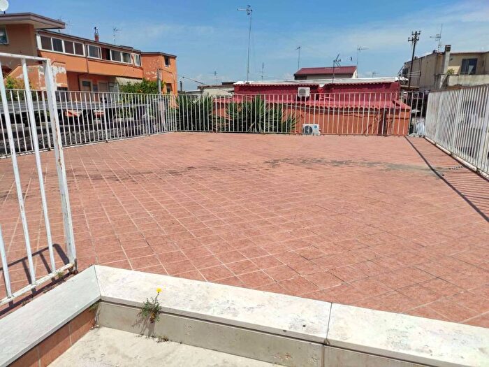 Casa con 6 locali in vendita in via tirone, Somma Vesuviana