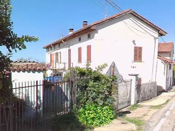 Casa con 6 locali in vendita in Via Scurzolengo, San Desiderio, Calliano
