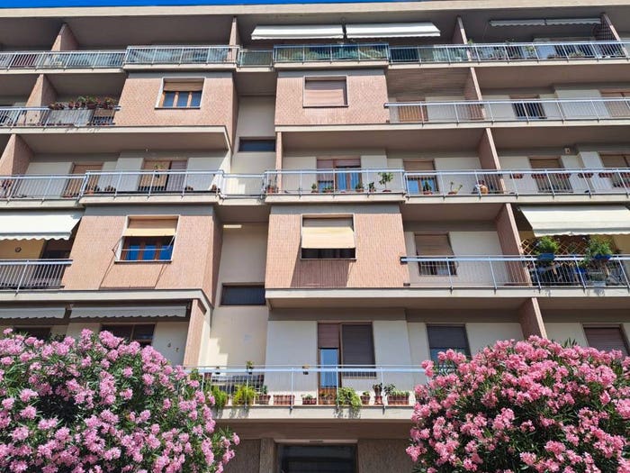 Casa quadrilocale in vendita in Via Carlo d'Angiò, Europa, Firenze