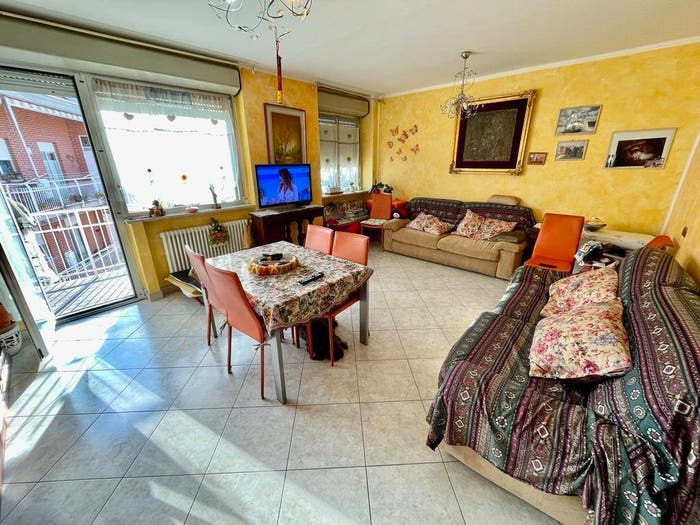 Appartamento con 6 locali in vendita in via gandolfi, Cristo, Alessandria