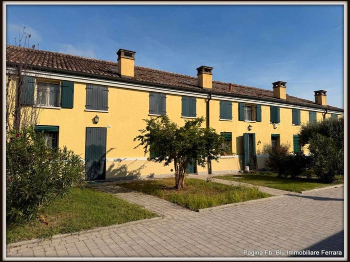 Casa quadrilocale in vendita in Via Ca' Rossa, San Biagio, Ferrara