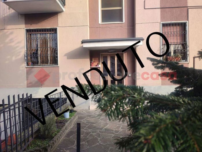 Appartamento trilocale in vendita in botticelli, Centro, Pioltello